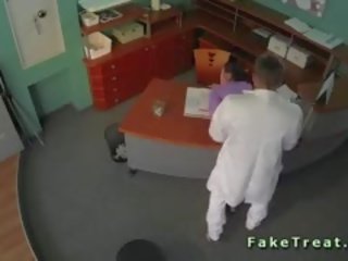Segurança câmara a foder em falsificação hospital