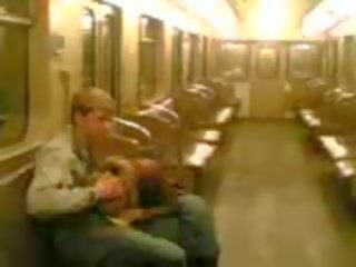 Amateur sex at metro Video