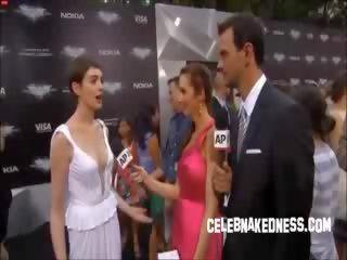 Svētki anne hathaway pokers pie the tumšs knight premiere