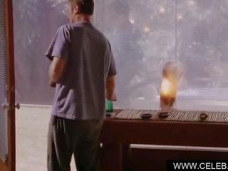 Мими rogers - намазан с олио голям бомби - пълен тяло масаж (1995)