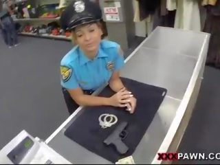 Pawn man fucked big ass police officer